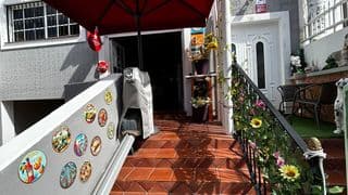 Oportunidad de traspaso en Playa San Juan – Bar Restaurante en pleno funcionamiento